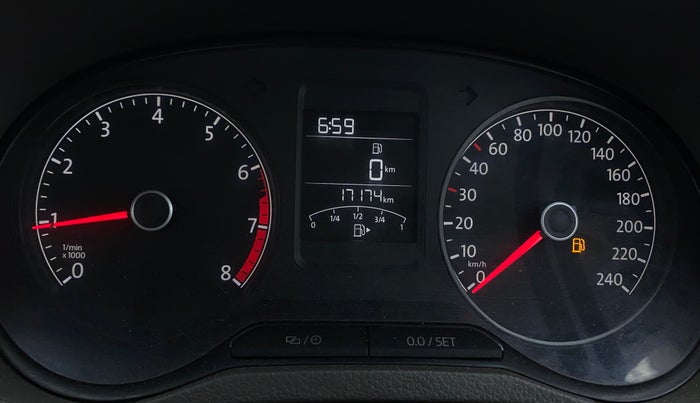 2017 Volkswagen Vento HIGHLINE 1.6 MPI, Petrol, Manual, 17,171 km, Odometer Image