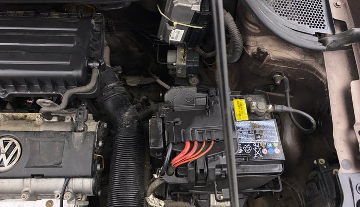 2017 Volkswagen Vento HIGHLINE 1.6 MPI, Petrol, Manual, 17,171 km, Engine View - Left