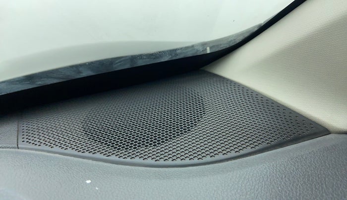 2018 Renault Kwid RXT 1.0 EASY-R AT OPTION, CNG, Automatic, 23,665 km, Speaker