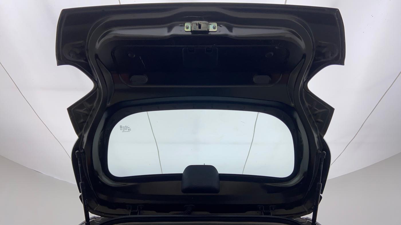2018 Renault Kwid RXT 1.0 EASY-R AT OPTION, CNG, Automatic, 23,665 km, Boot Door Open
