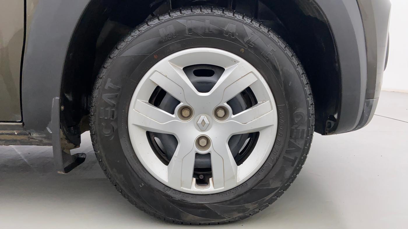 2018 Renault Kwid RXT 1.0 EASY-R AT OPTION, CNG, Automatic, 23,665 km, Right Front Wheel