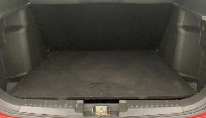 2017 Maruti Vitara Brezza VDI, Diesel, Manual, 53,293 km, Boot Inside