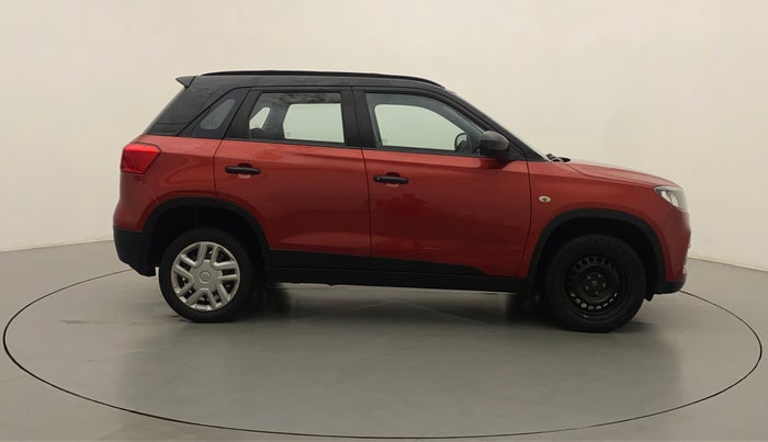2017 Maruti Vitara Brezza VDI, Diesel, Manual, 53,293 km, Right Side