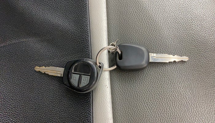 2021 Maruti Alto VXI PLUS, Petrol, Manual, 71,723 km, Key Close Up