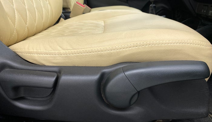 2016 Honda Jazz 1.5 SV I DTEC, Diesel, Manual, 85,072 km, Driver Side Adjustment Panel