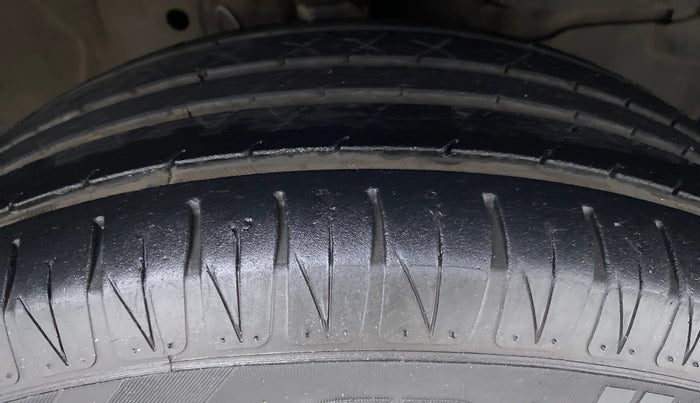 2016 Honda Jazz 1.5 SV I DTEC, Diesel, Manual, 85,072 km, Right Front Tyre Tread