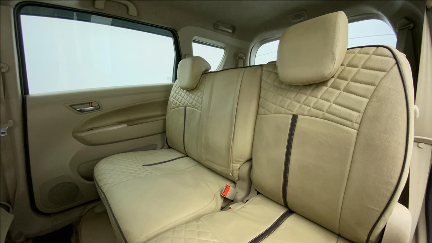 2017 Maruti Ertiga VXI ABS, Petrol, Manual, 17,813 km, Right Side Door Cabin View