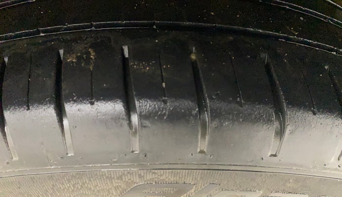 2019 Hyundai Elite i20 ASTA 1.2 (O), Petrol, Manual, 34,545 km, Left Rear Tyre Tread