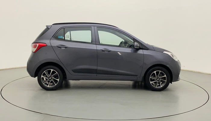 2017 Hyundai Grand i10 SPORTZ (O) AT 1.2 KAPPA VTVT, Petrol, Automatic, 68,719 km, Right Side View