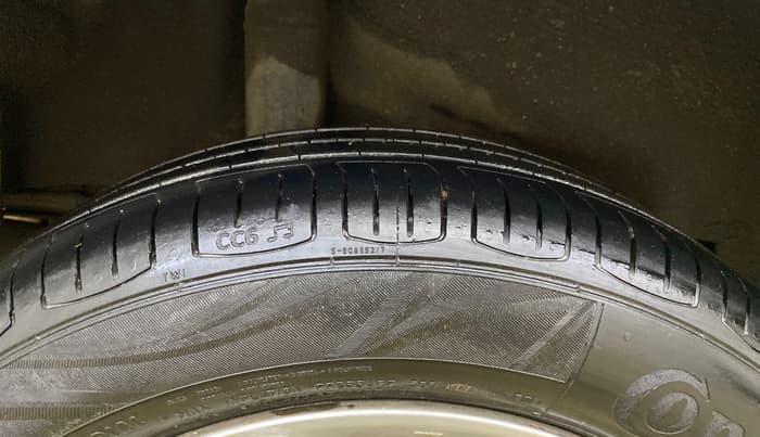 2016 Honda City 1.5L I-VTEC V MT, CNG, Manual, 43,323 km, Right Rear Tyre Tread