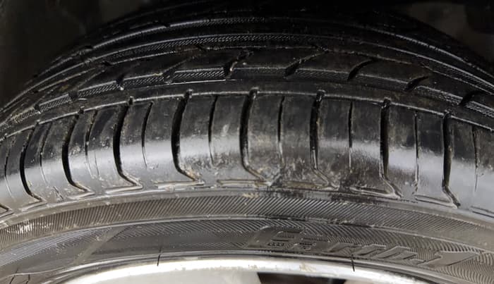 2014 Honda City 1.5L I-VTEC V MT, Petrol, Manual, 75,536 km, Right Front Tyre Tread