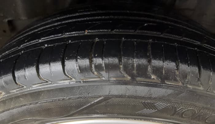 2014 Honda City 1.5L I-VTEC V MT, Petrol, Manual, 75,536 km, Left Rear Tyre Tread