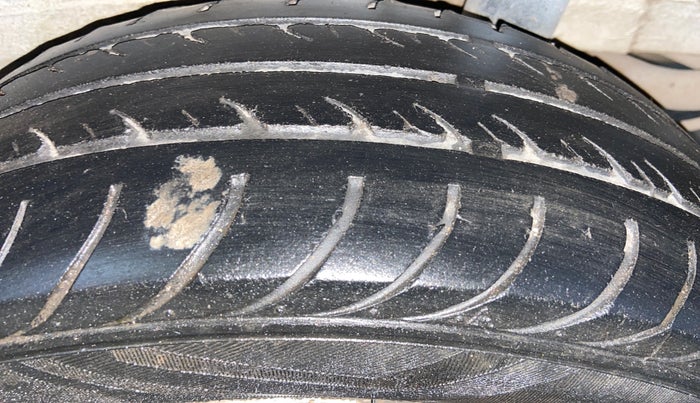 2021 Maruti New Wagon-R LXI CNG (O) 1.0, CNG, Manual, 96,537 km, Left Rear Tyre Tread