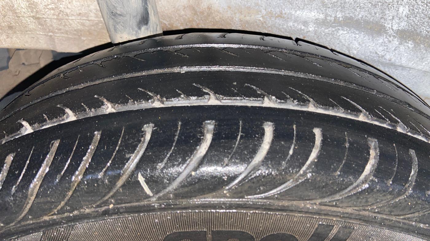 2021 Maruti New Wagon-R LXI CNG (O) 1.0, CNG, Manual, 96,537 km, Right Rear Tyre Tread