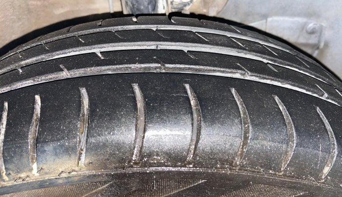 2021 Maruti New Wagon-R LXI CNG (O) 1.0, CNG, Manual, 96,537 km, Right Front Tyre Tread