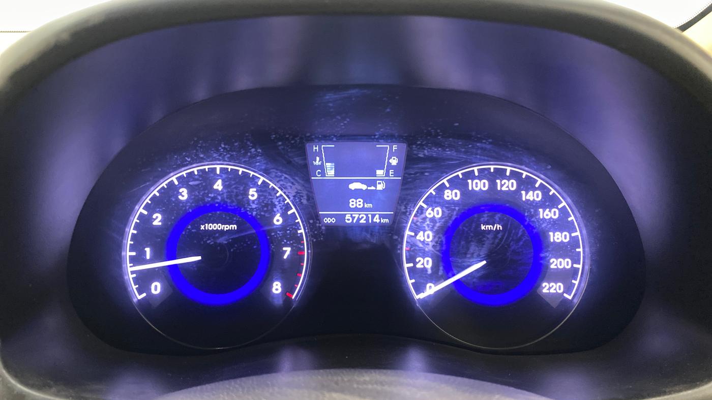 2015 Hyundai Verna FLUIDIC 4S 1.6 VTVT S(O), Petrol, Manual, 57,214 km, Odometer Image