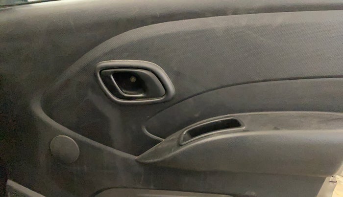 2017 Datsun Redi Go T (O), Petrol, Manual, 55,363 km, Driver Side Door Panels Control