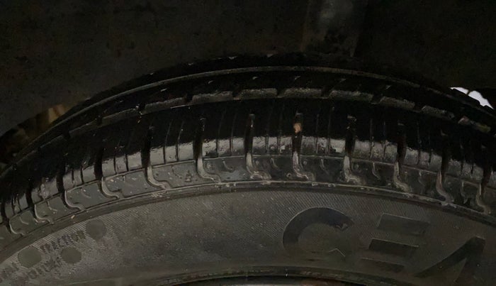 2017 Datsun Redi Go T (O), Petrol, Manual, 55,363 km, Left Rear Tyre Tread