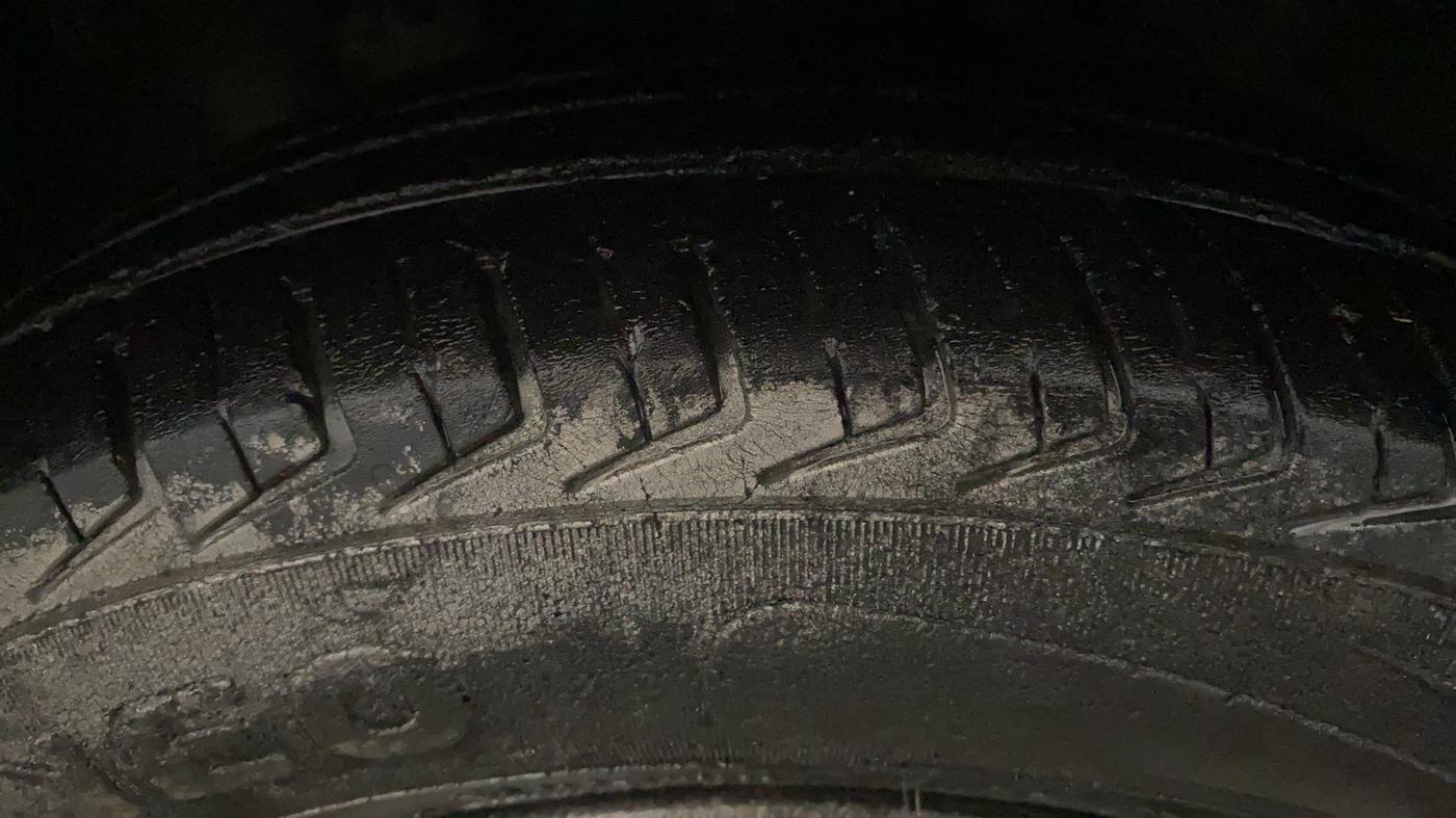 2017 Datsun Redi Go T (O), Petrol, Manual, 55,446 km, Left Front Tyre Tread
