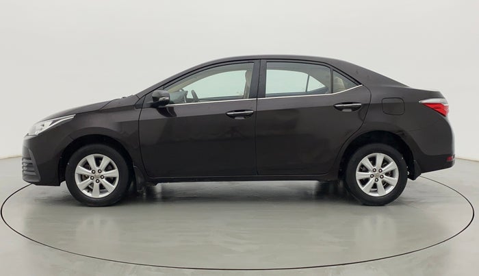 2018 Toyota Corolla Altis G DIESEL, Diesel, Manual, 1,02,279 km, Left Side