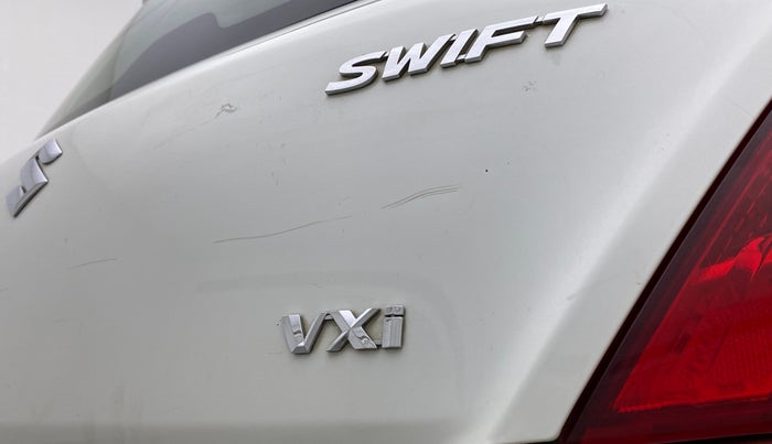 2017 Maruti Swift VXI, Petrol, Manual, 55,262 km, Dicky (Boot door) - Minor scratches