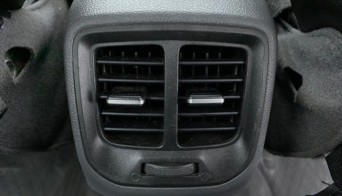 2020 Hyundai GRAND I10 NIOS SPORTZ 1.2 AT, Petrol, Automatic, 65,607 km, Rear AC Vents