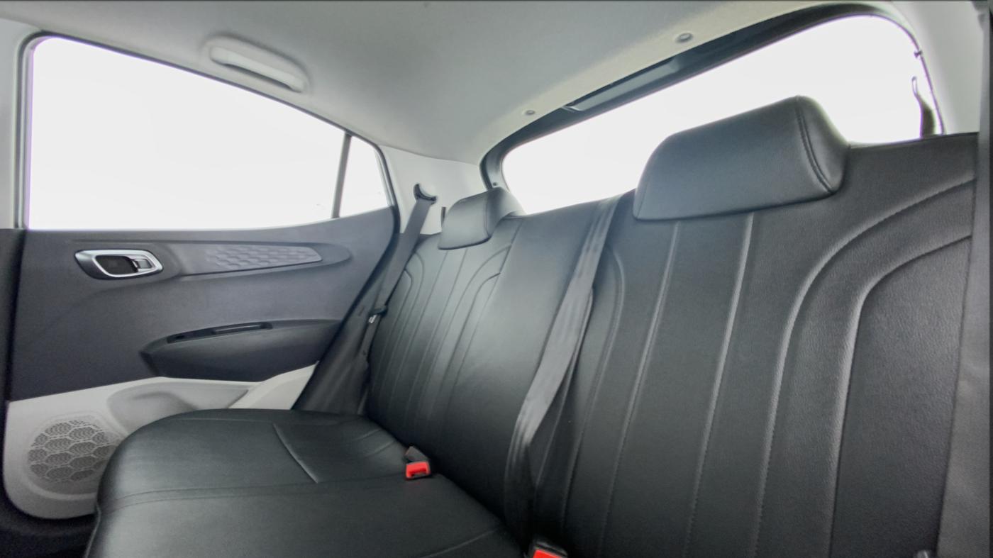 2020 Hyundai GRAND I10 NIOS SPORTZ 1.2 AT, Petrol, Automatic, 65,607 km, Right Side Rear Door Cabin