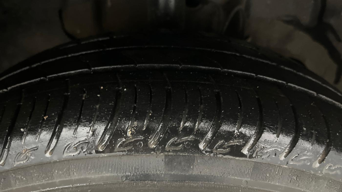 2023 Tata TIGOR XZ PLUS CNG, CNG, Manual, 45,667 km, Right Front Tyre Tread