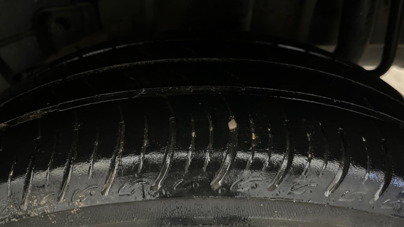 2023 Tata TIGOR XZ PLUS CNG, CNG, Manual, 45,667 km, Left Rear Tyre Tread