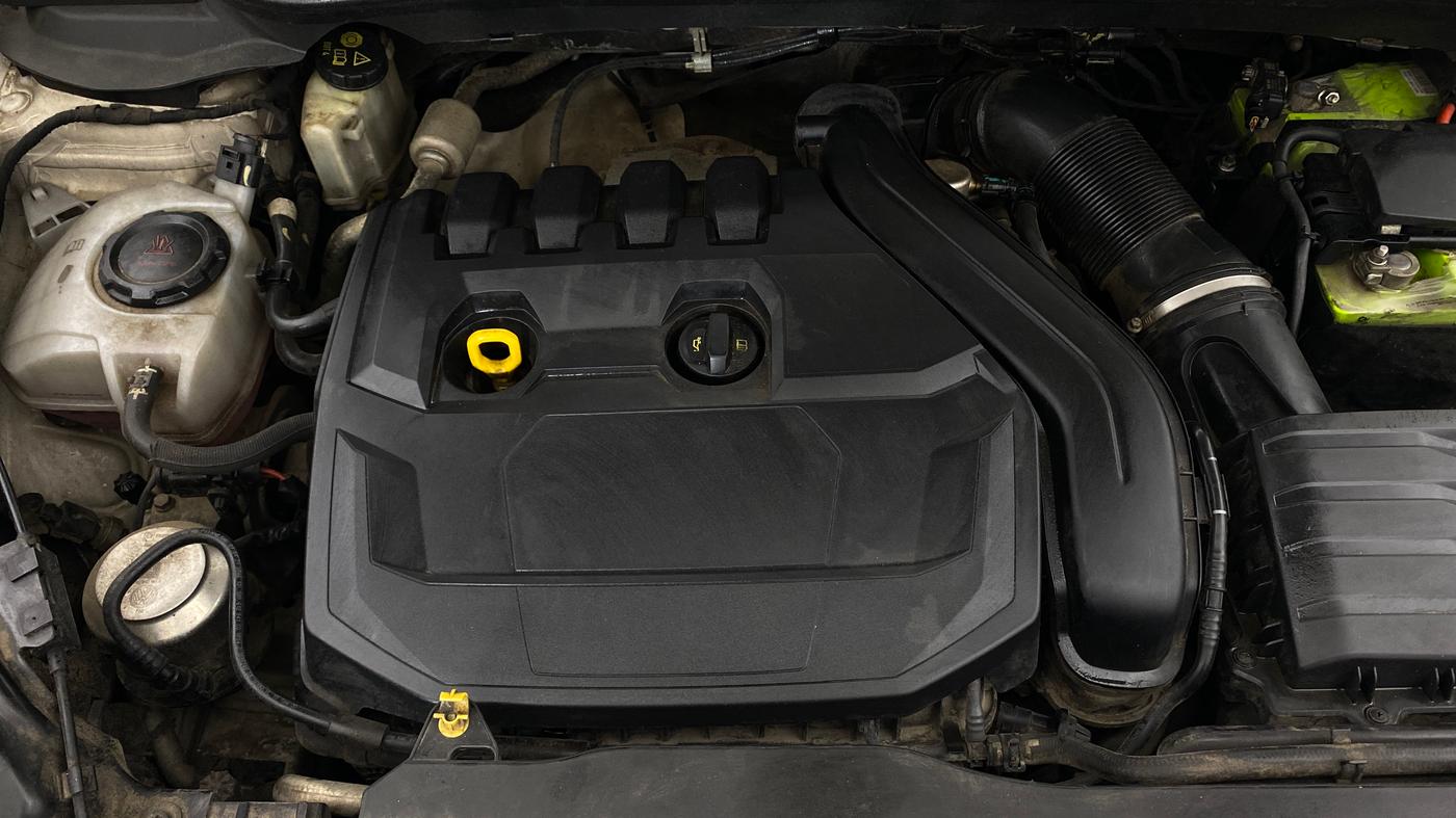 2021 Volkswagen TAIGUN GT PLUS 1.5 TSI DSG, Petrol, Automatic, 90,046 km, Engine View