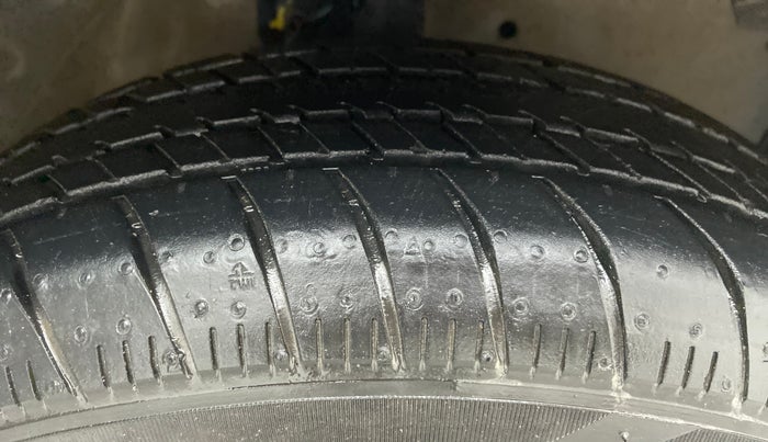 2020 Maruti Celerio VXI d, Petrol, Manual, 12,892 km, Right Front Tyre Tread