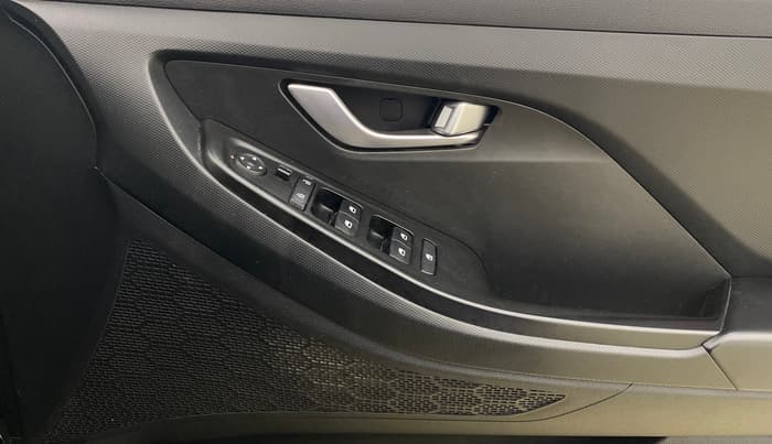 2023 Hyundai Creta S PLUS KNIGHT 1.5 PETROL, Petrol, Manual, 34,912 km, Driver Side Door Panels Control