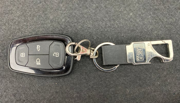 2021 Tata NEXON XZA+ SUNROOF 1.2 RTN, Petrol, Automatic, 12,512 km, Key Close Up