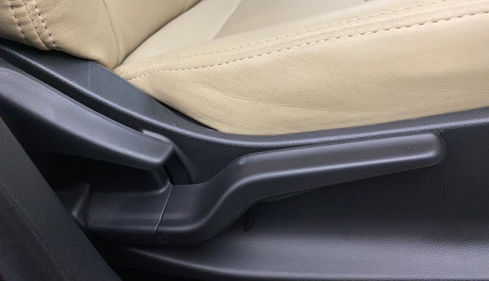 2020 Honda Amaze 1.2L I-VTEC VX CVT, Petrol, Automatic, 28,009 km, Driver Side Adjustment Panel