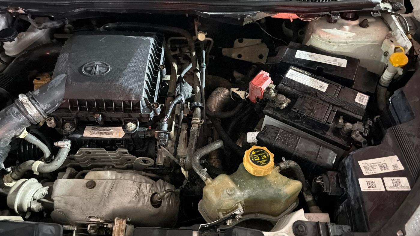 2023 Tata NEXON XE PETROL, Petrol, Manual, 53,843 km, Engine View - Left