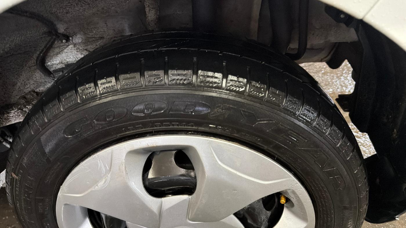 2023 Tata Tiago XT (O) PETROL, Petrol, Manual, 20,901 km, Left Rear Tyre Tread