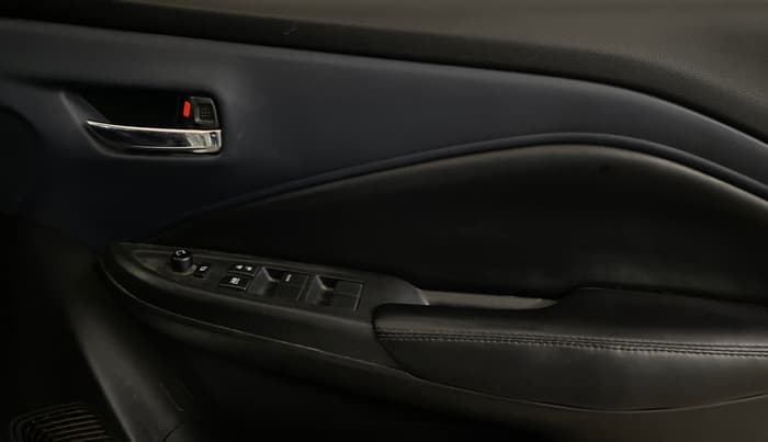 2023 Maruti Baleno DELTA PETROL 1.2, CNG, Manual, 62,033 km, Driver Side Door Panels Control