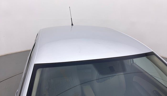 2013 Skoda Rapid AMBITION 1.6 TDI CR MT PLUS, Diesel, Manual, 1,23,994 km, Roof