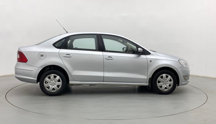 2013 Skoda Rapid AMBITION 1.6 TDI CR MT PLUS, Diesel, Manual, 1,23,994 km, Right Side View