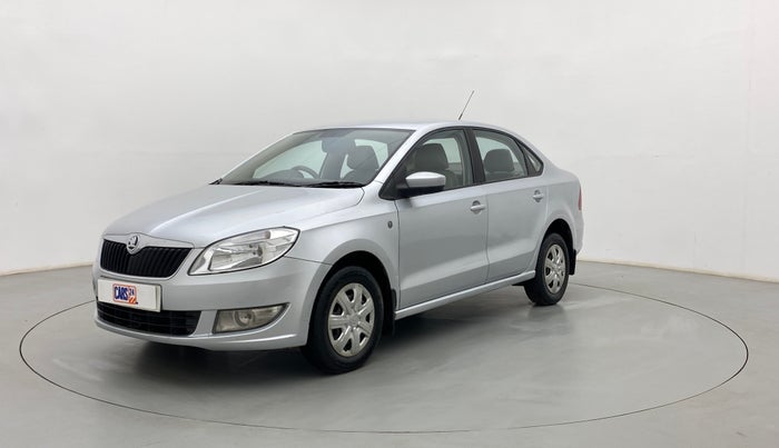 2013 Skoda Rapid AMBITION 1.6 TDI CR MT PLUS, Diesel, Manual, 1,23,994 km, Left Front Diagonal