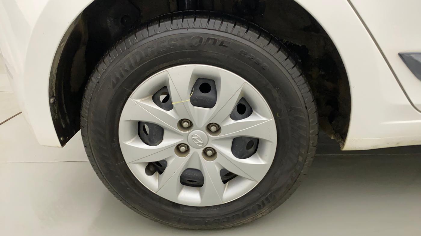 2015 Hyundai Elite i20 SPORTZ 1.2, Petrol, Manual, 50,408 km, Right Rear Wheel