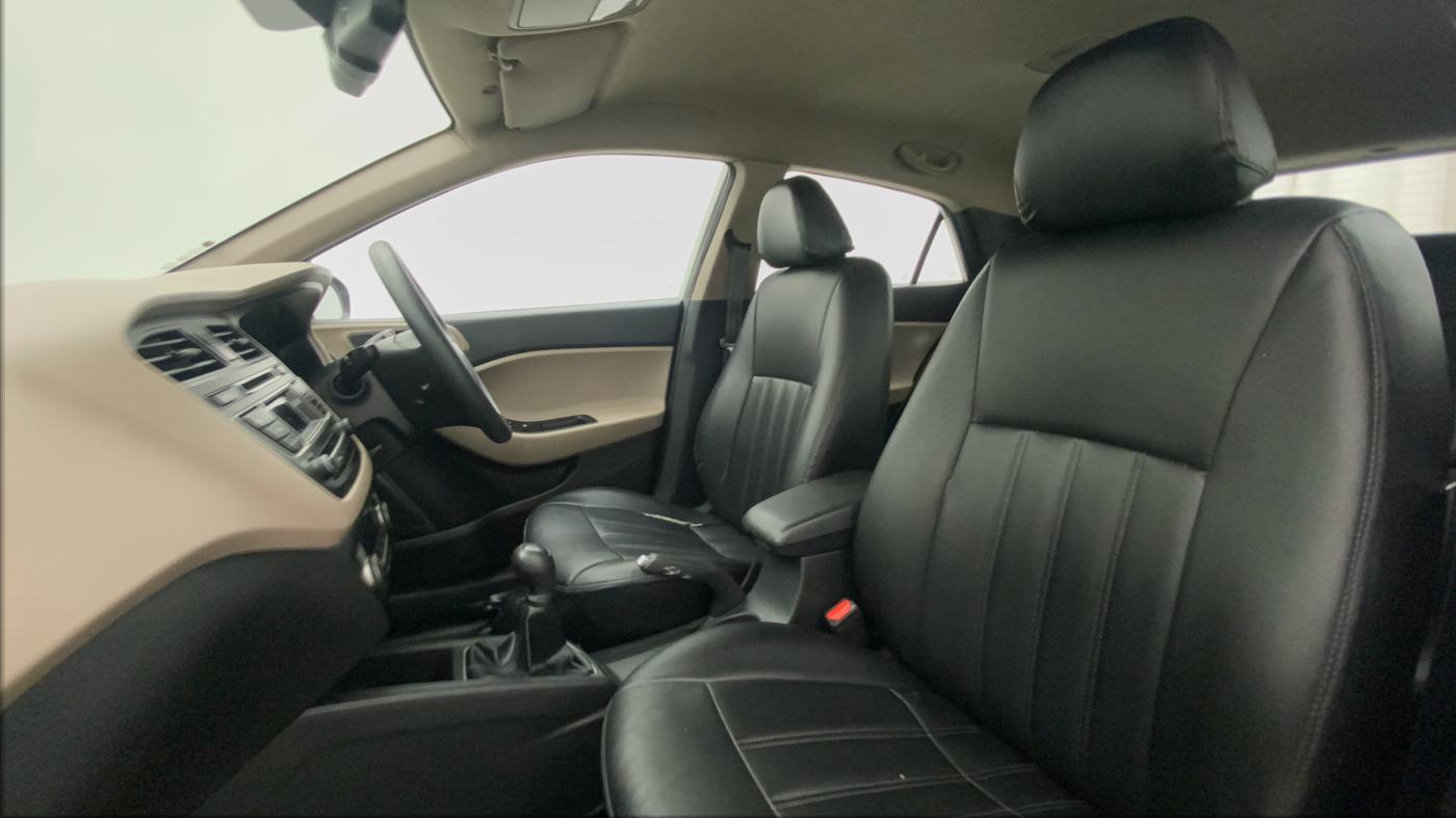 2015 Hyundai Elite i20 SPORTZ 1.2, Petrol, Manual, 50,408 km, Right Side Front Door Cabin