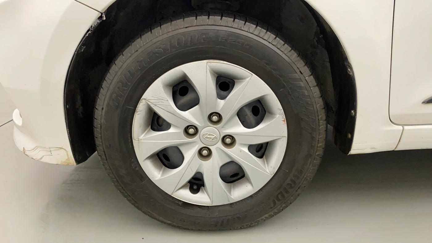 2015 Hyundai Elite i20 SPORTZ 1.2, Petrol, Manual, 50,408 km, Left Front Wheel