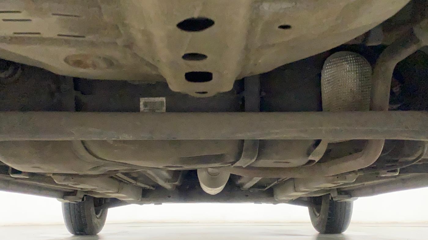 2017 Maruti Swift VXI, Petrol, Manual, 14,486 km, Rear Underbody