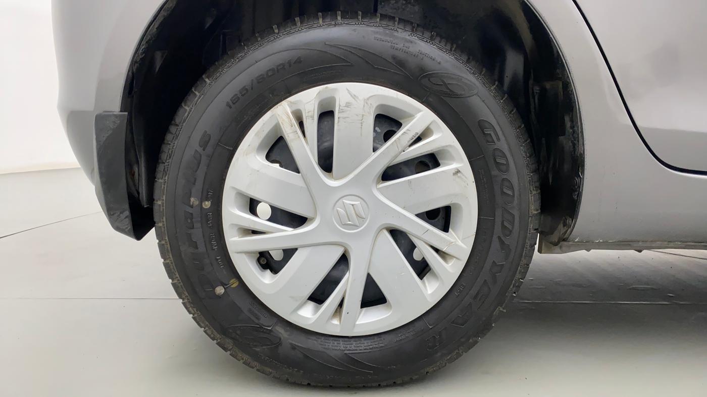 2017 Maruti Swift VXI, Petrol, Manual, 14,486 km, Right Rear Wheel