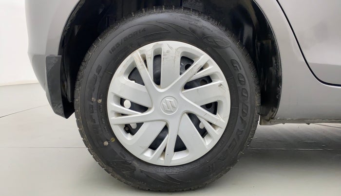 2017 Maruti Swift VXI, Petrol, Manual, 14,486 km, Right Rear Wheel