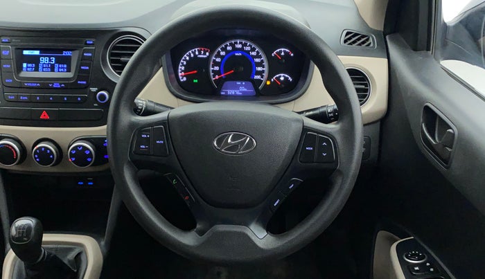 2019 Hyundai Grand i10 MAGNA 1.2 KAPPA VTVT, Petrol, Manual, 32,876 km, Steering Wheel Close Up