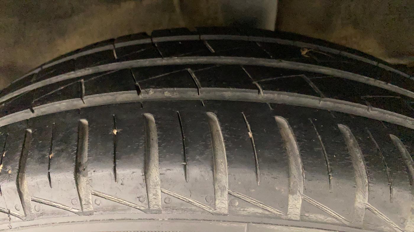 2020 Renault Kwid RXT 0.8, Petrol, Manual, 39,961 km, Left Rear Tyre Tread