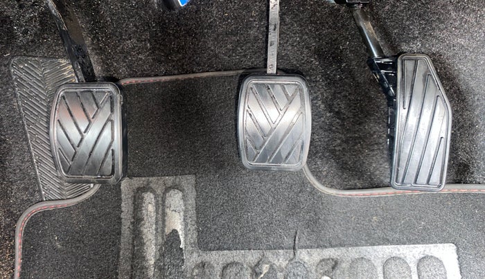 2019 Toyota Glanza G ISG, Petrol, Manual, 36,565 km, Pedals