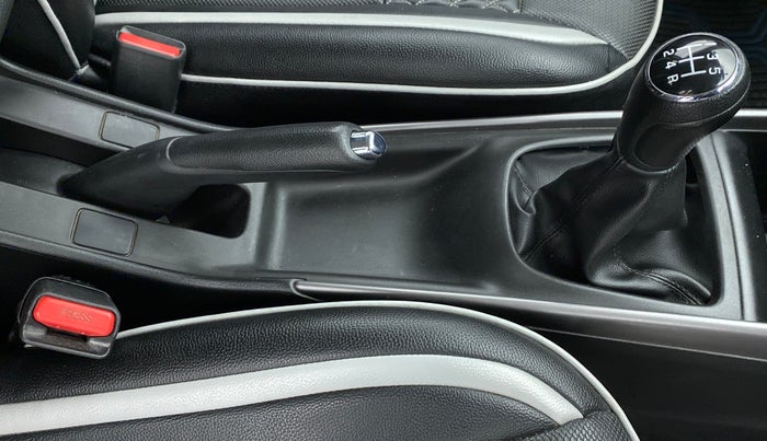 2020 Maruti Baleno DELTA PETROL 1.2, Petrol, Manual, 54,743 km, Gear Lever
